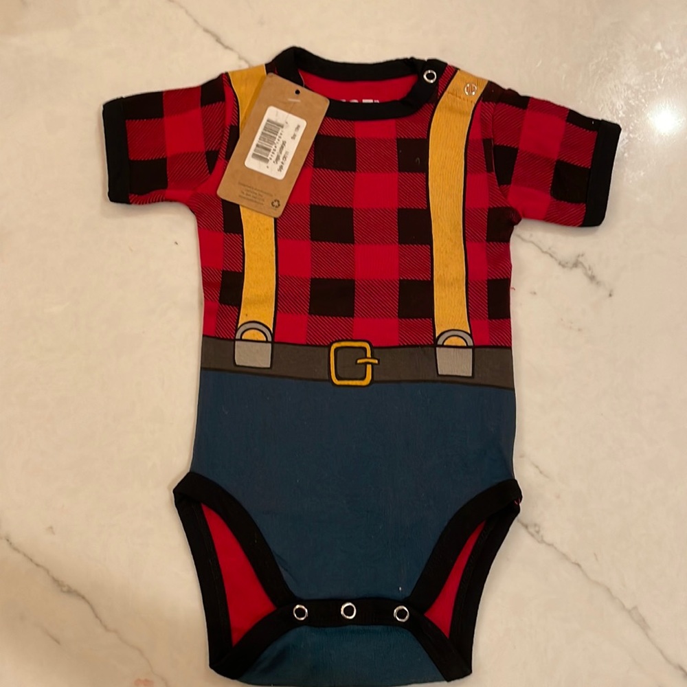 🖤❤️🖤❤️Lazy one 🖤❤️🖤❤️lumberjack body suit 12 months NEW